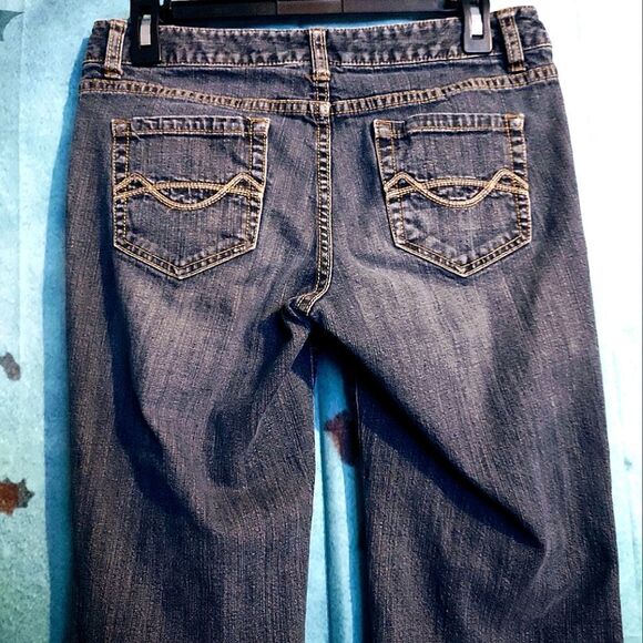 MOSSIMO SUPPLY CO. VINTAGE BOOTCUT DISTRESSED 5 POCKET JEANS JUNIORS SIZE 7 - Picture 4 of 9